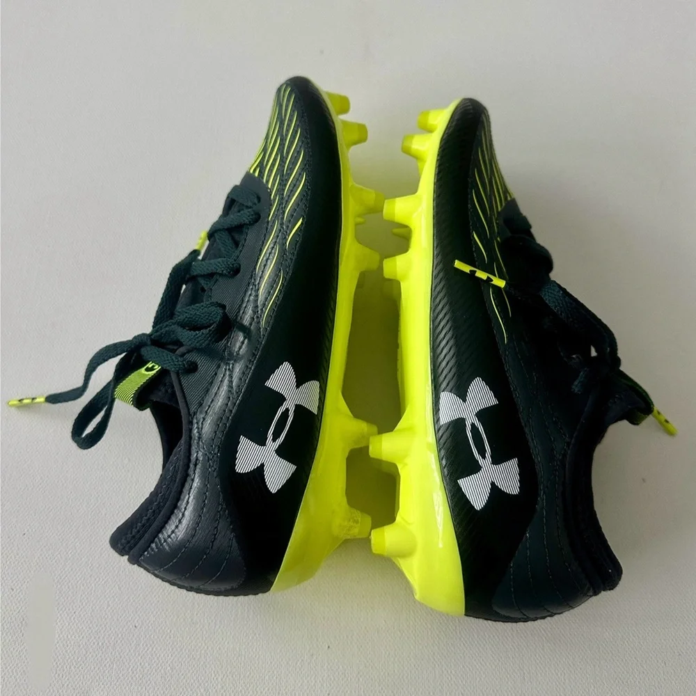 Under Armour Kids' Black & Neon Yellow Soccer Cleats